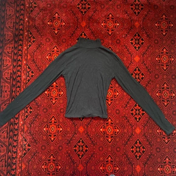 Garage Black Ribbed Knit Top - Picture 2 of 3